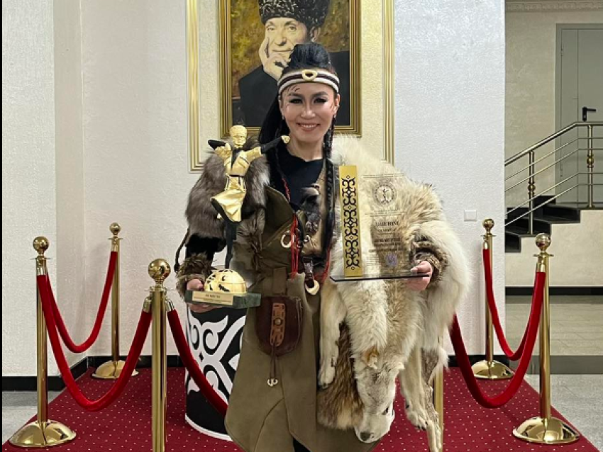 ​Артист балета театра «Амар сайн» Аягма Митупова стала лауреатом международного конкурса в городе Грозном